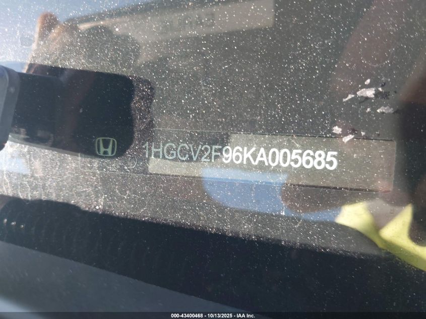 2019 Honda Accord Touring 2.0T VIN: 1HGCV2F96KA005685 Lot: 43400468
