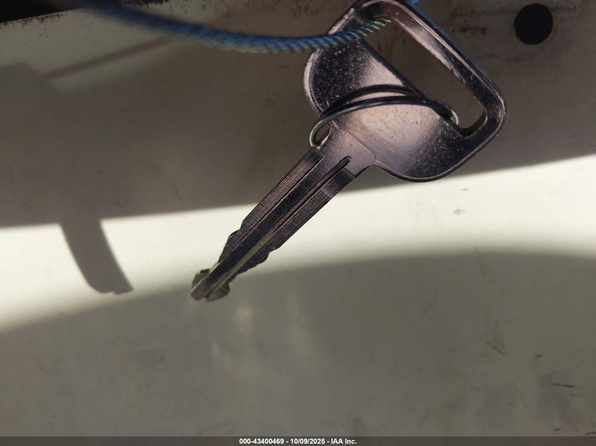 1998 Toyota Camry Le V6 VIN: JT2BF22K2W0111670 Lot: 43400469