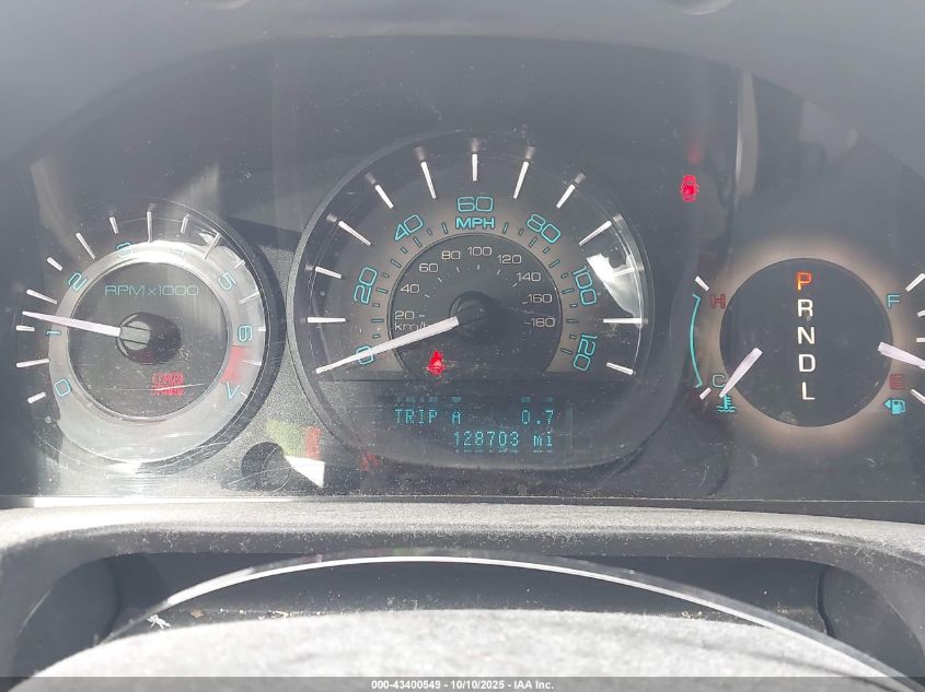 2010 Mercury Milan VIN: 3MEHM0HA3AR611581 Lot: 43400549