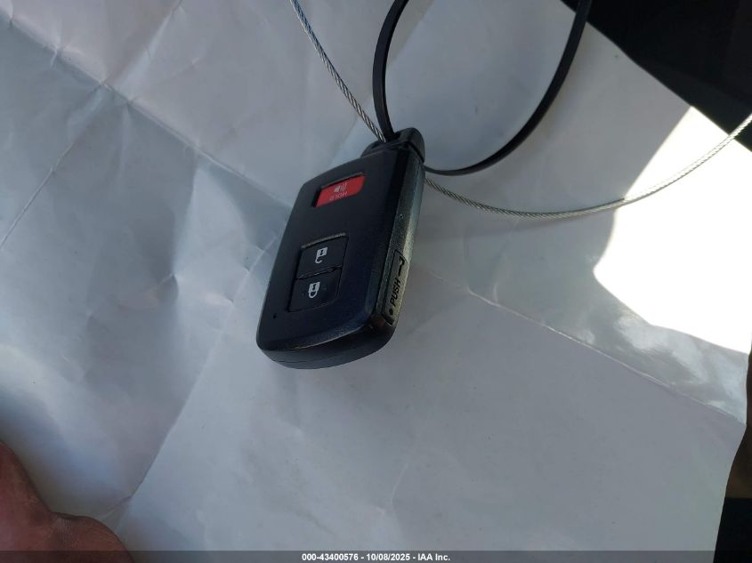 2018 Toyota Rav4 Xle VIN: JTMWFREV9JJ207869 Lot: 43400576