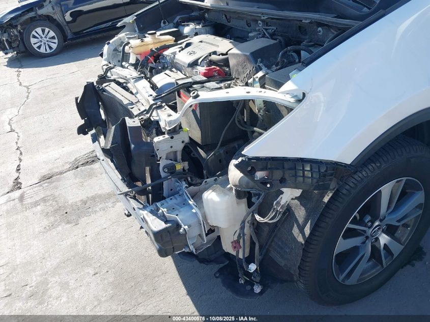 2018 Toyota Rav4 Xle VIN: JTMWFREV9JJ207869 Lot: 43400576