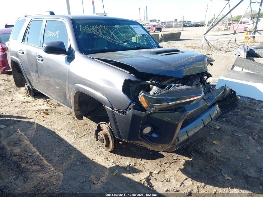 TOYOTA 4RUNNER TRAIL