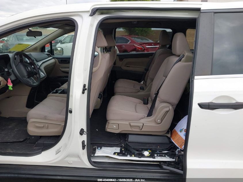 2018 Honda Odyssey Lx VIN: 5FNRL6H2XJB048082 Lot: 43400642