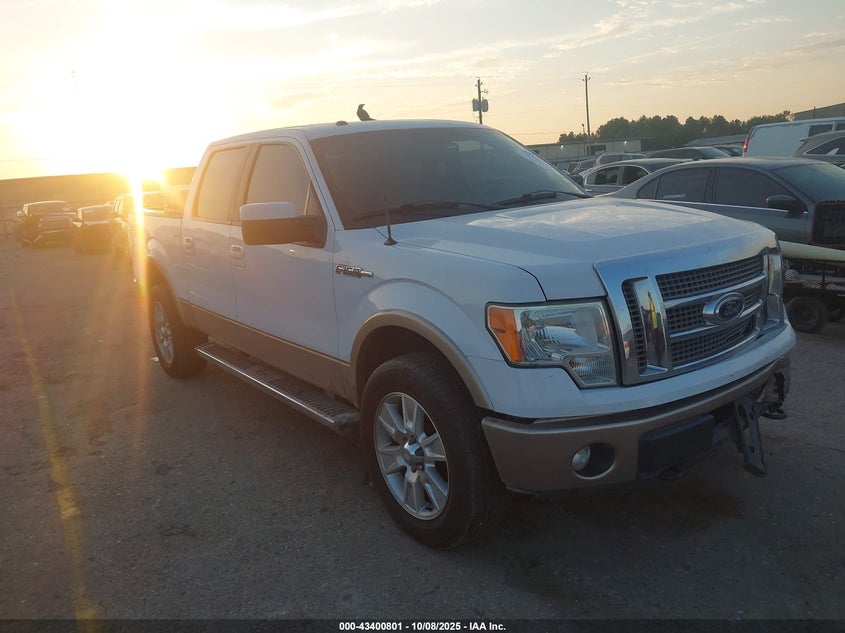 FORD F-150 LARIAT