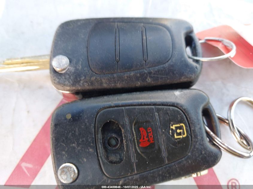 2012 Kia Soul + VIN: KNDJT2A68C7464921 Lot: 43400848