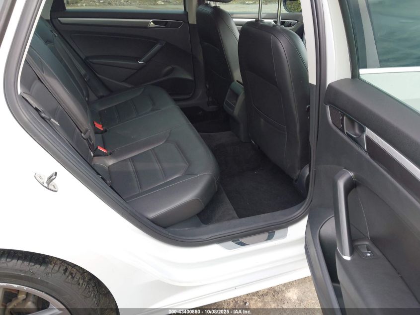 2017 Volkswagen Passat 1.8T R-Line VIN: 1VWDT7A39HC058254 Lot: 43400860