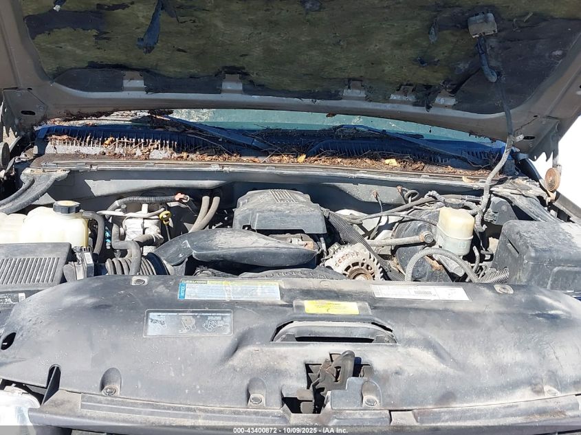 2000 Chevrolet Silverado C1500 VIN: 2GCEC19V0Y1316399 Lot: 43400872