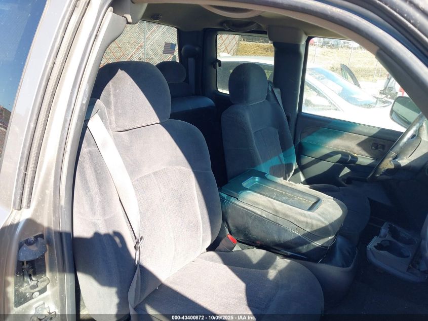 2000 Chevrolet Silverado C1500 VIN: 2GCEC19V0Y1316399 Lot: 43400872