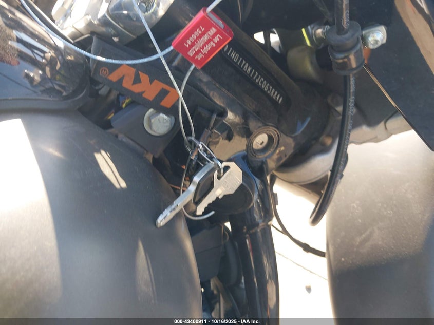 2018 Harley-Davidson Flhcs Heritage Classic 114 VIN: 1HD1YBK17JC063884 Lot: 43400911