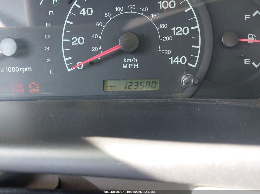 2003 Hyundai Elantra Gls/Gt VIN: KMHDN45D13U567025 Lot: 43400927