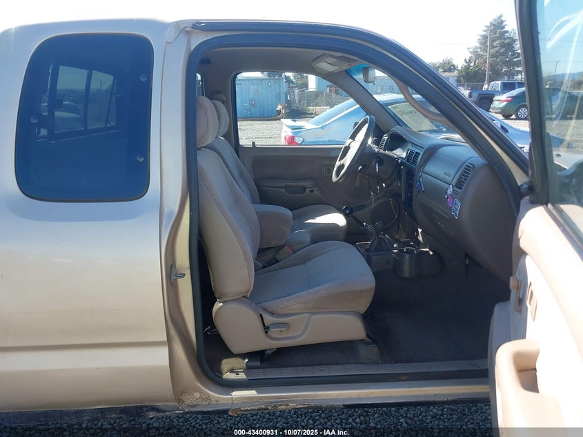 5TEWN72N81Z879407 2001 TOYOTA TACOMA photo no. 5