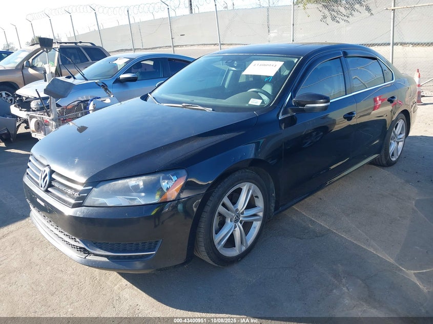 2014 VOLKSWAGEN PASSAT 1.8T SE - 1VWBS7A30EC105855