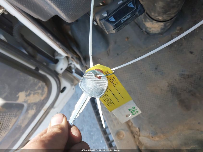 2016 Isuzu Npr Hd Gas Crew VIN: 54DC4J1B9GS809904 Lot: 43400957