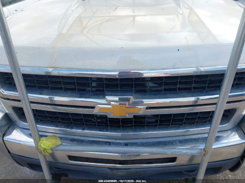 2009 Chevrolet Silverado 2500Hd Work Truck VIN: 1GCHC43K79F113467 Lot: 43400959