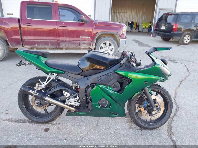 2004 Yamaha Yzfr6 L VIN: JYARJ06E04A016072 Lot: 43400960