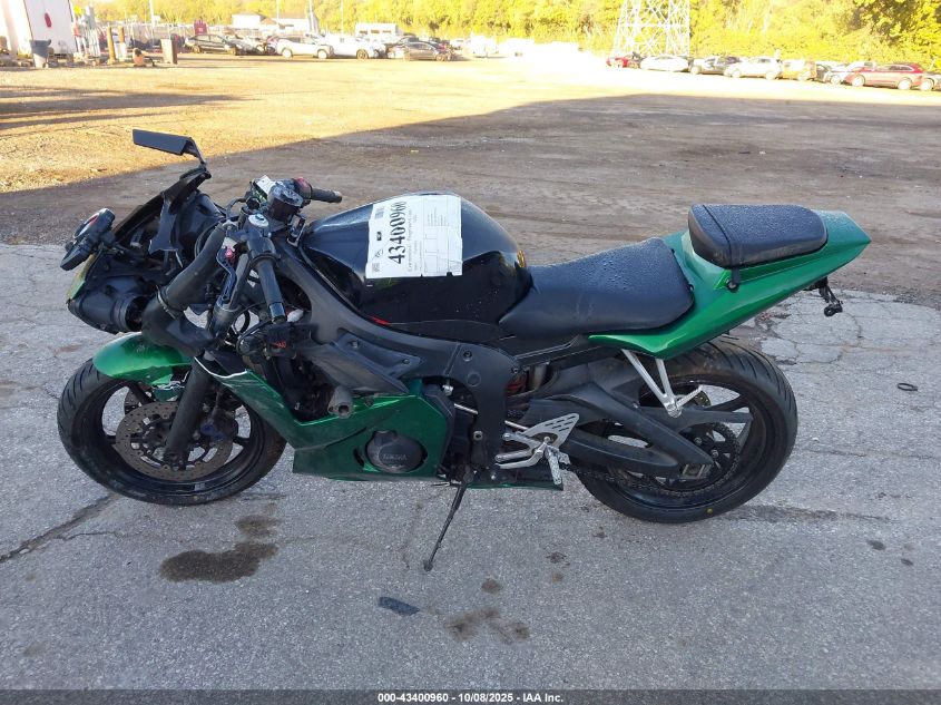 2004 Yamaha Yzfr6 L VIN: JYARJ06E04A016072 Lot: 43400960