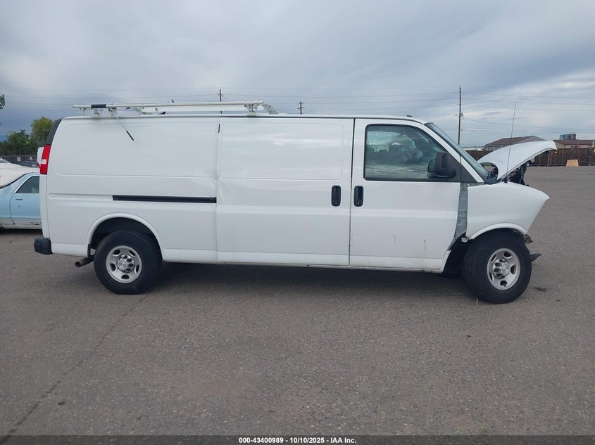 2022 Chevrolet Express Cargo Rwd 3500 Extended Wheelbase Wt VIN: 1GCZGHFP3N1223592 Lot: 43400989