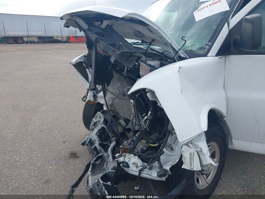 2022 Chevrolet Express Cargo Rwd 3500 Extended Wheelbase Wt VIN: 1GCZGHFP3N1223592 Lot: 43400989