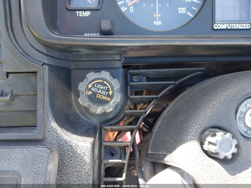 1983 Yamaha Xvz12 T VIN: JYA26H009DA003996 Lot: 43401009