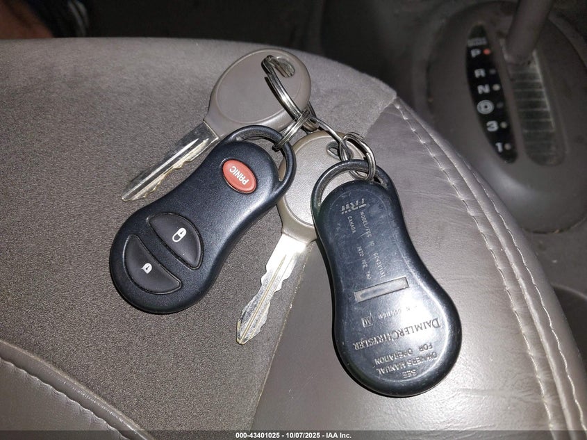 2002 Chrysler Pt Cruiser Limited VIN: 3C8FY68B42T354510 Lot: 43401025