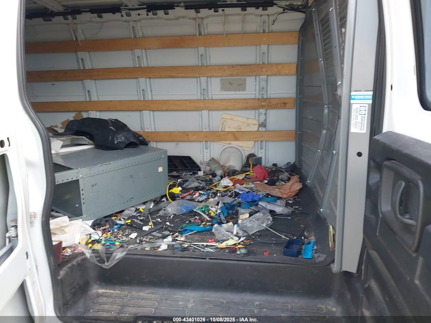 2014 GMC Savana 2500 Work Van VIN: 1GTW7FCA9E1906050 Lot: 43401026