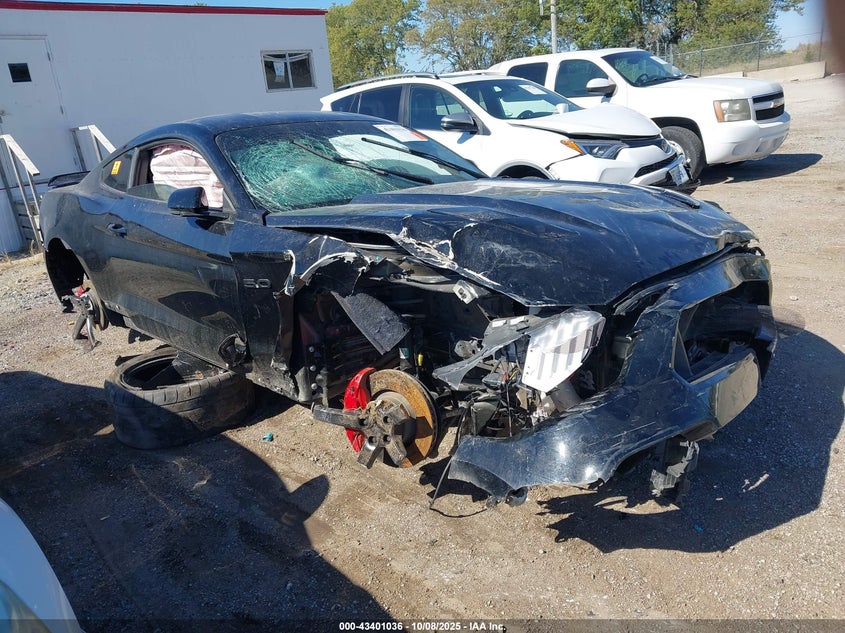 FORD MUSTANG GT PREMIUM