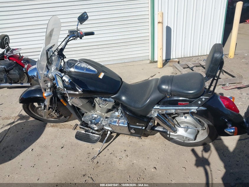 2002 Honda Vtx1800 R VIN: 1HFSC49002A004112 Lot: 43401041