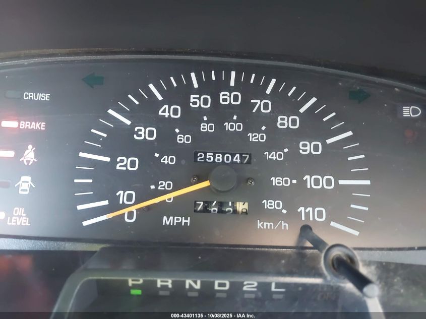 1997 Toyota Previa Dx S/C VIN: JT3GK12M5V1262133 Lot: 43401135