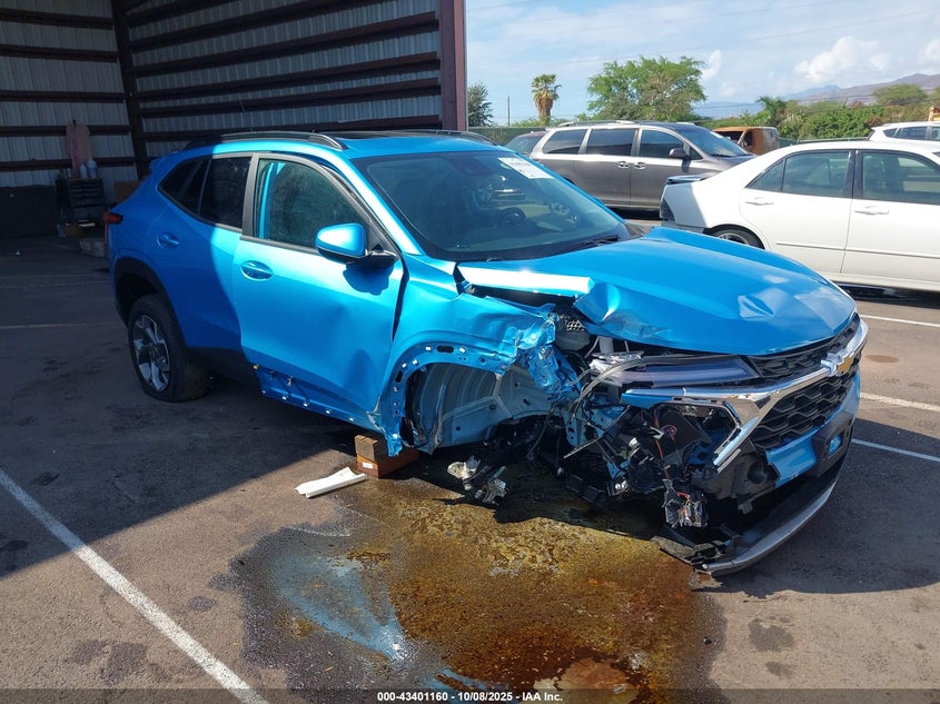 CHEVROLET TRAX FWD LT