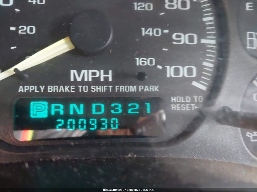 2000 GMC Sierra 1500 Sl VIN: 1GTEC19V9YE230300 Lot: 43401220