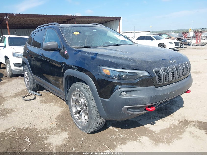 JEEP CHEROKEE TRAILHAWK 4X4
