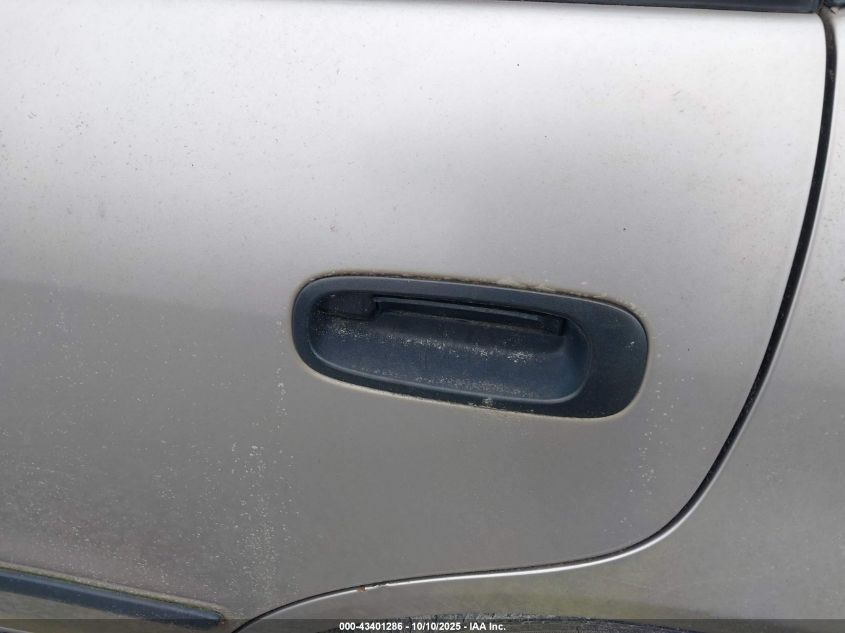 1998 Toyota Corolla Ce VIN: 2T1BR12E2WC085015 Lot: 43401286