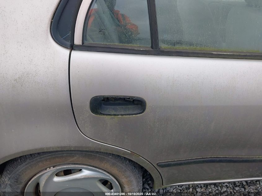 1998 Toyota Corolla Ce VIN: 2T1BR12E2WC085015 Lot: 43401286