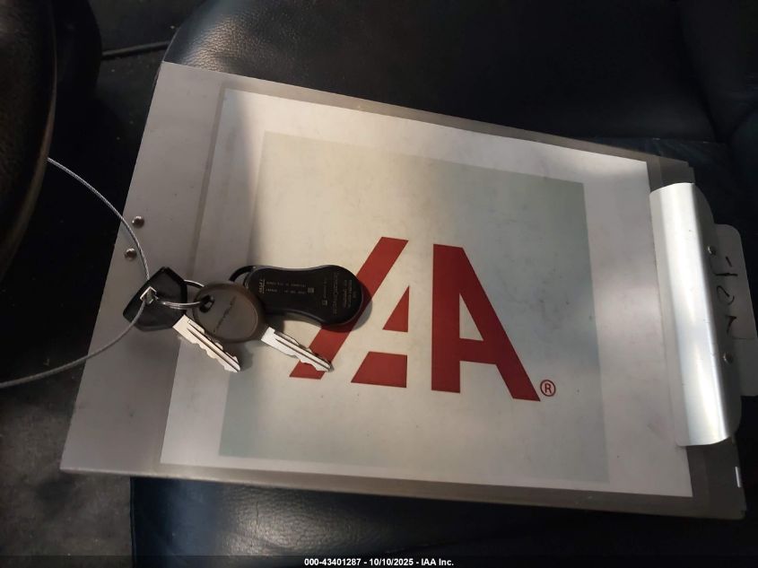 2001 Chrysler Town & Country Limited VIN: 2C8GP64L51R369847 Lot: 43401287