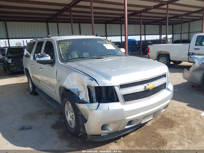 CHEVROLET SUBURBAN LT