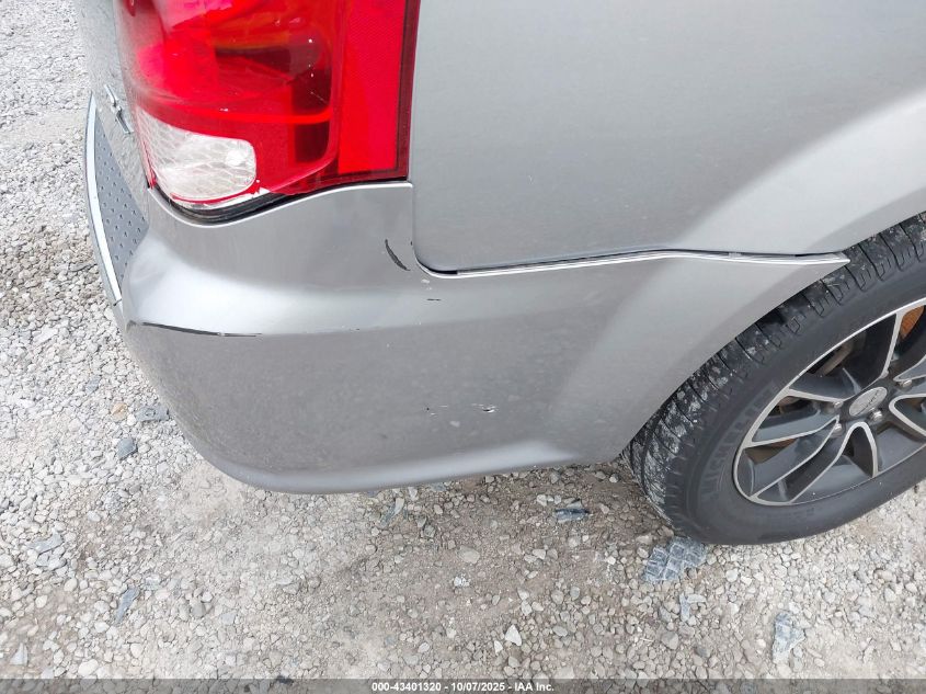 2016 Dodge Grand Caravan R/T VIN: 2C4RDGEG7GR352776 Lot: 43401320