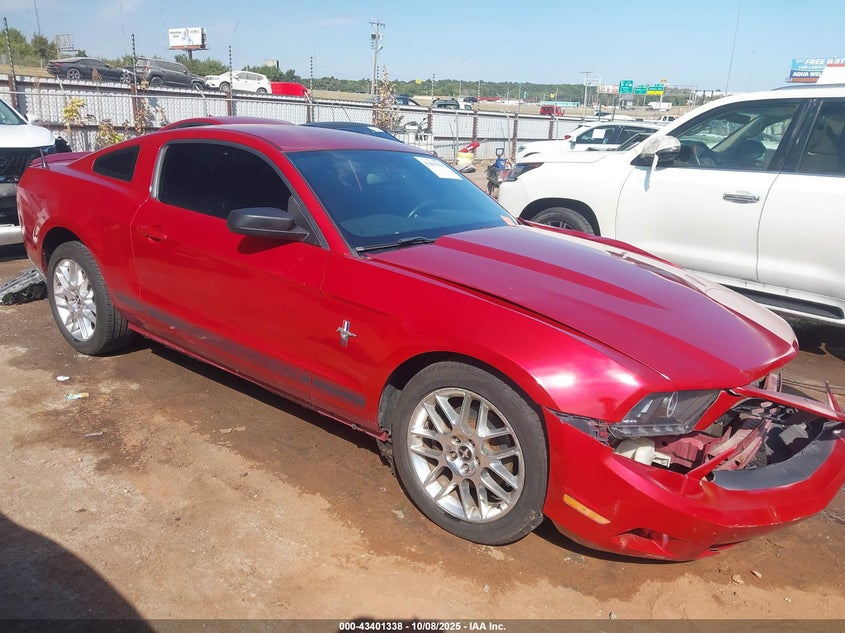 FORD MUSTANG V6 PREMIUM