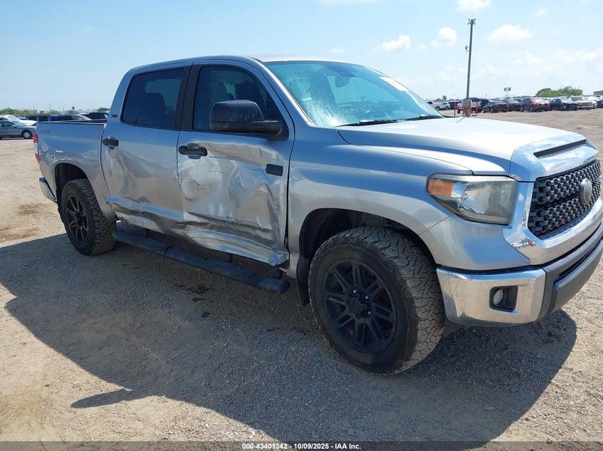 TOYOTA TUNDRA SR5