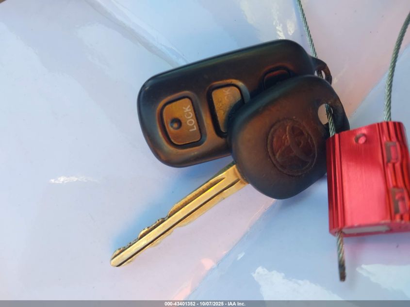 2005 Toyota Camry Le VIN: 4T1BE30K55U571556 Lot: 43401352