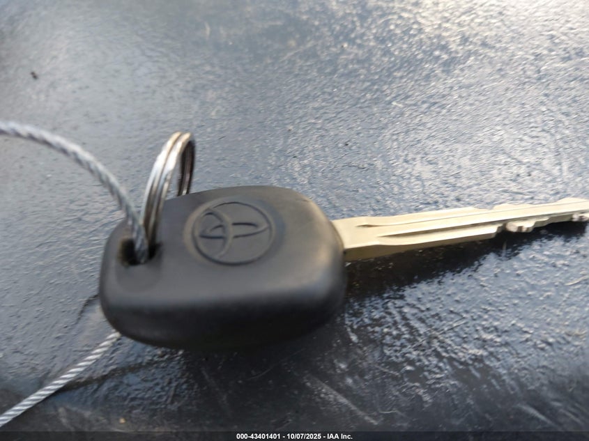 2011 Toyota Camry VIN: 4T1BF3EK0BU226940 Lot: 43401401