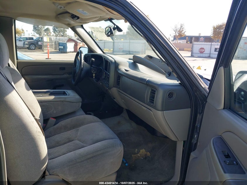 1GNEK13T95J197271 2005 CHEVROLET TAHOE photo no. 5