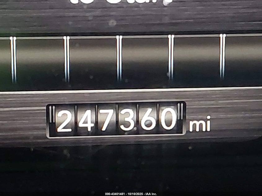 2020 Ram 3500 Laramie 4X4 8' Box VIN: 3C63RRJL0LG195556 Lot: 43401481