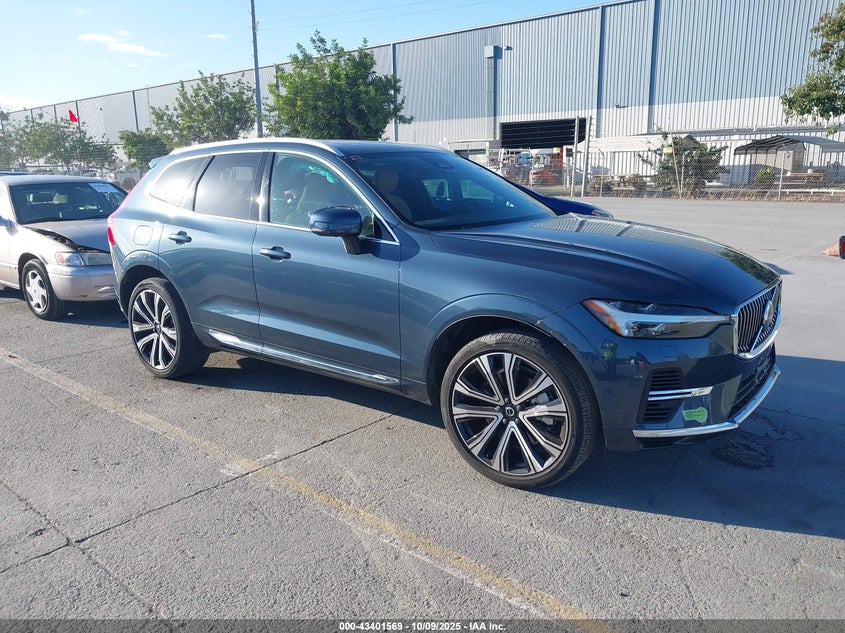 VOLVO XC60 T8 ULTIMATE BRIGHT THEME