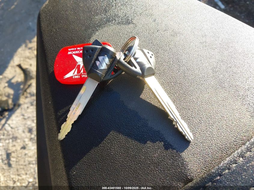 2025 Suzuki Gsx800 F VIN: JS1EM13B5S7100158 Lot: 43401588