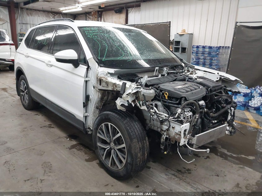 VOLKSWAGEN TIGUAN 2.0T S