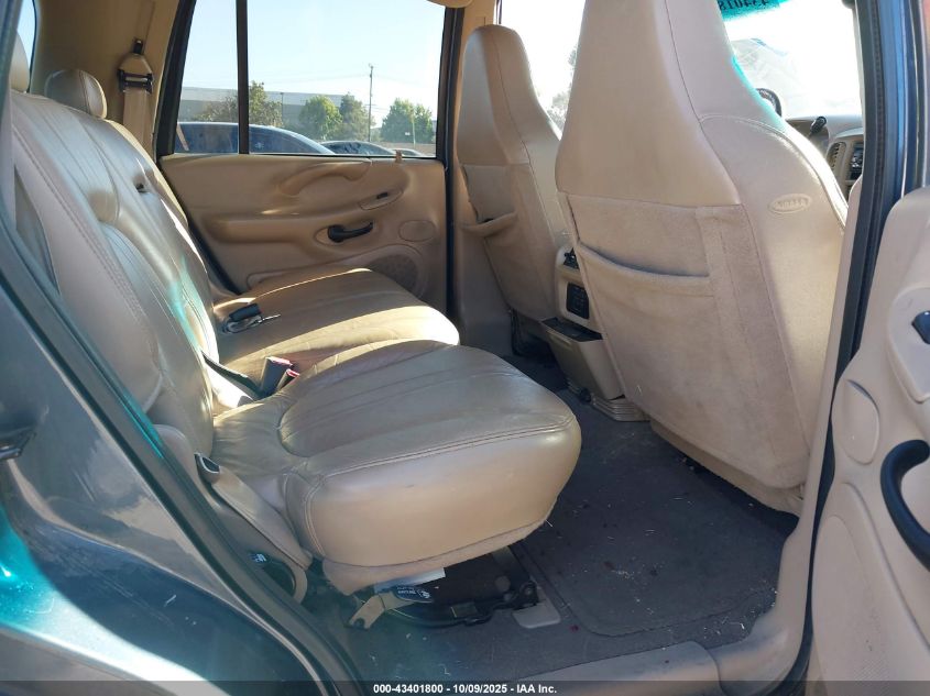 2000 Ford Expedition Eddie Bauer VIN: 1FMFU18L0YLB55320 Lot: 43401800