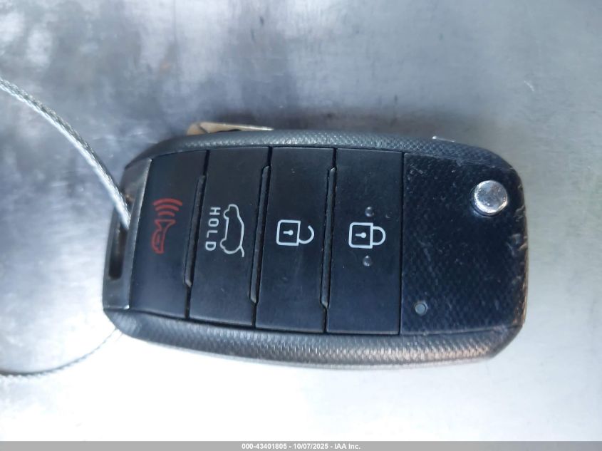 2016 Kia Soul VIN: KNDJN2A27G7328213 Lot: 43401805