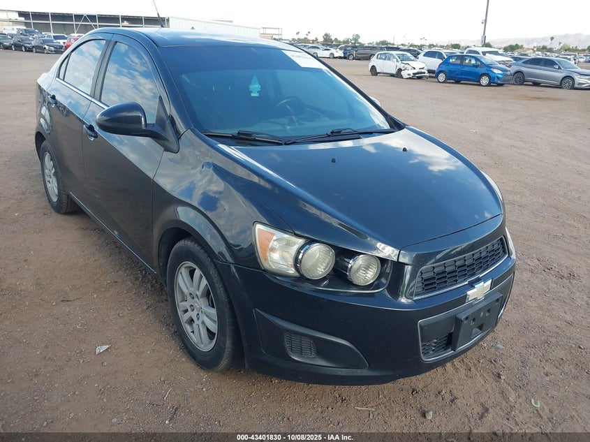 CHEVROLET SONIC LT AUTO