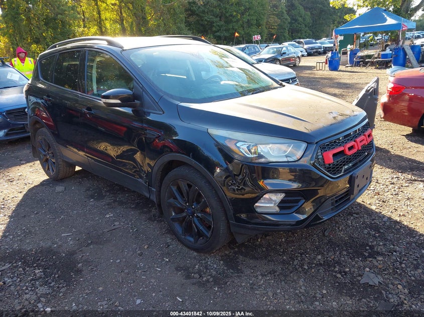FORD ESCAPE TITANIUM