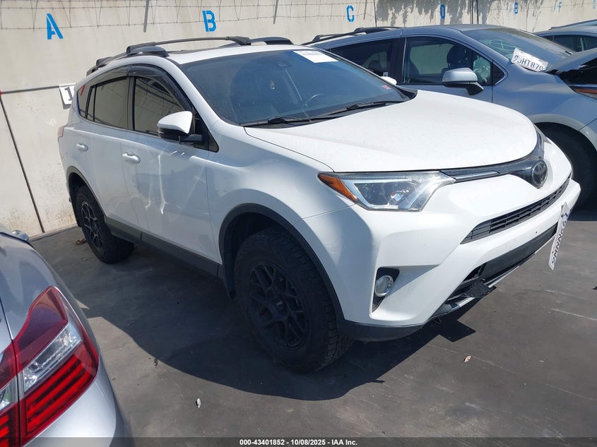 TOYOTA RAV4 XLE